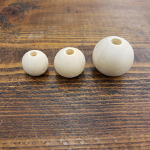 Load image into Gallery viewer, Wood Bead Garland Kit